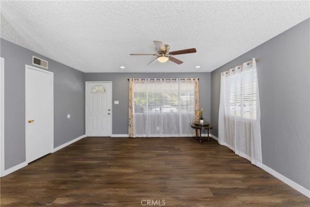 45514 12th Street, Lancaster, CA 93534