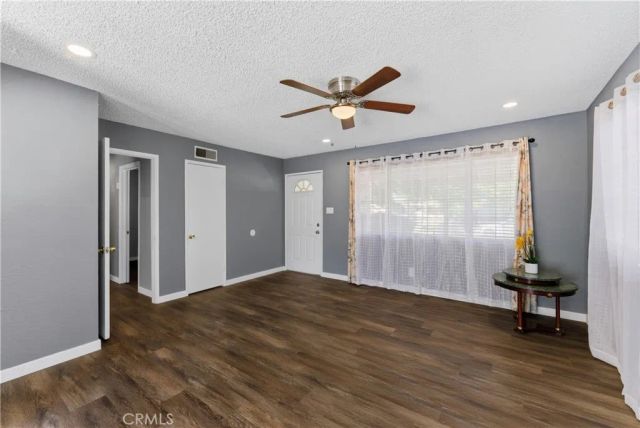 45514 12th Street, Lancaster, CA 93534