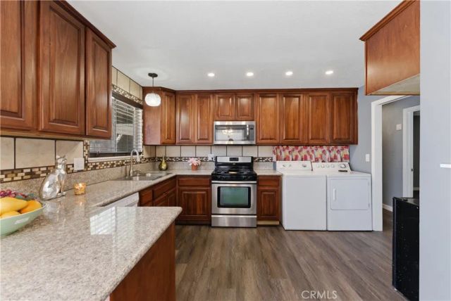 45514 12th Street, Lancaster, CA 93534