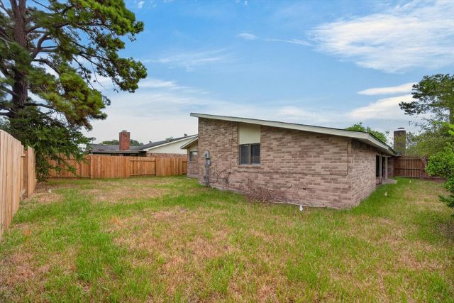 5311 Cairnleigh Drive, Houston, TX 77084