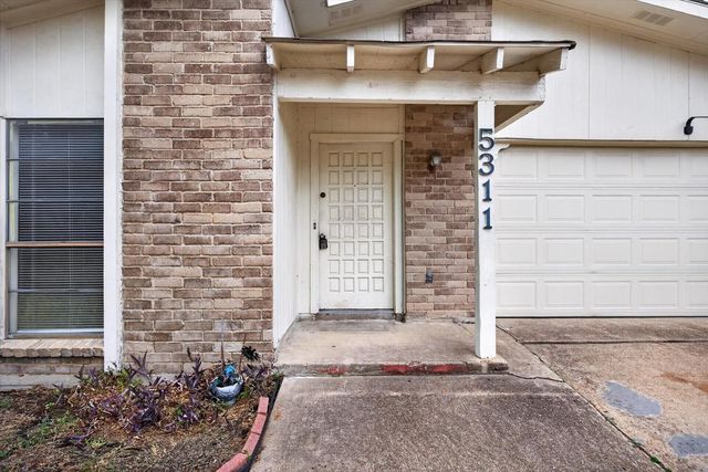 5311 Cairnleigh Drive, Houston, TX 77084