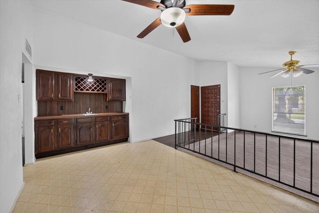 5311 Cairnleigh Drive, Houston, TX 77084