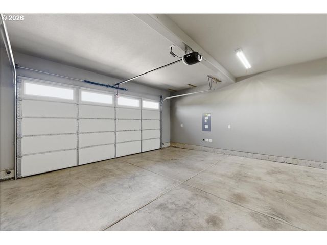 2330 E 8TH Way, La Center, WA 98629