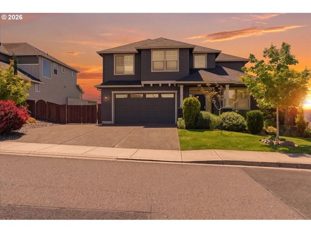 2330 E 8TH Way, La Center, WA 98629