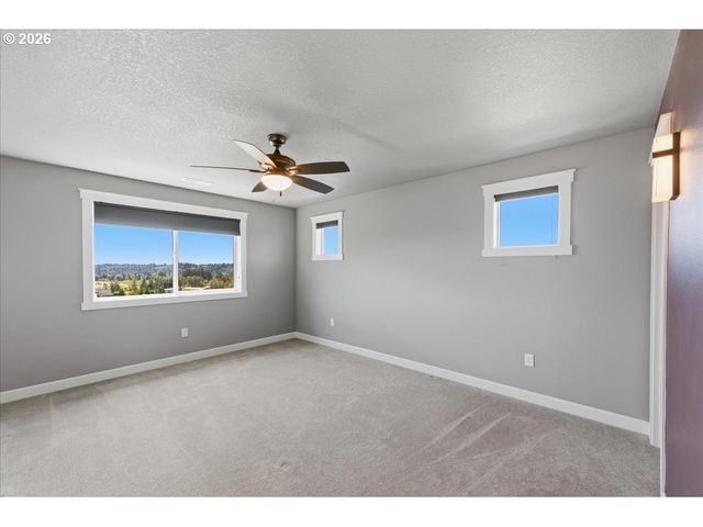 2330 E 8TH Way, La Center, WA 98629