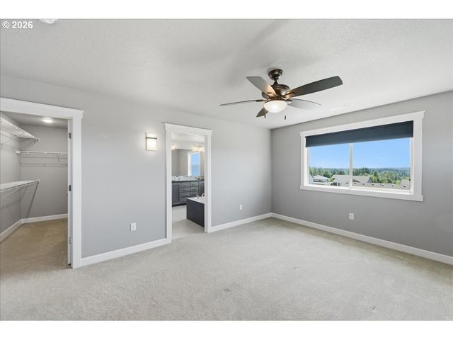 2330 E 8TH Way, La Center, WA 98629
