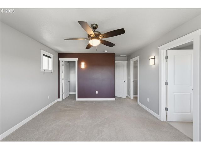 2330 E 8TH Way, La Center, WA 98629