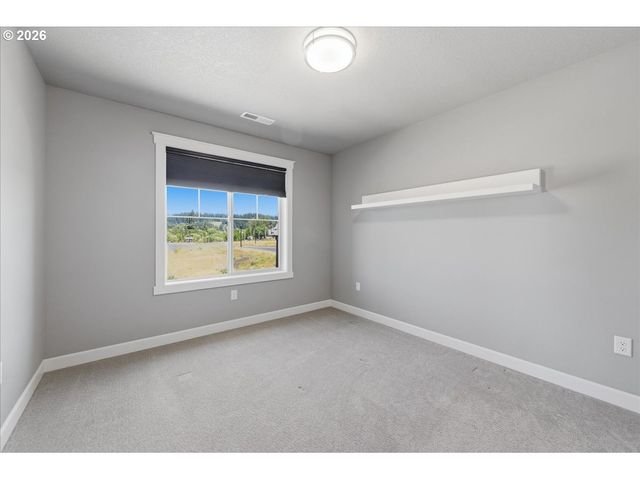 2330 E 8TH Way, La Center, WA 98629