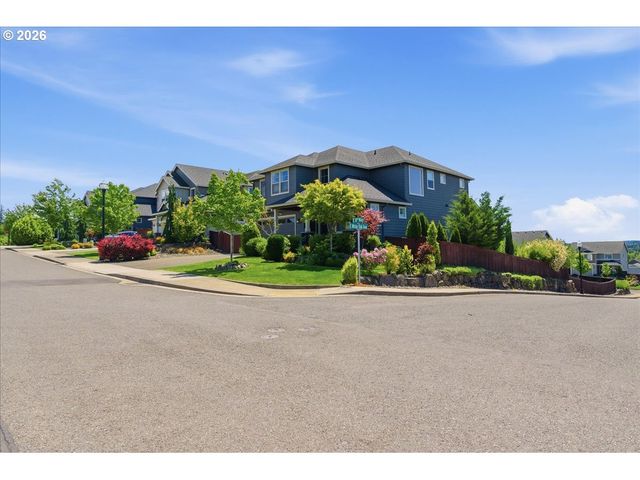 2330 E 8TH Way, La Center, WA 98629