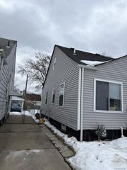 6394 Westwood Street, Detroit, MI 48228