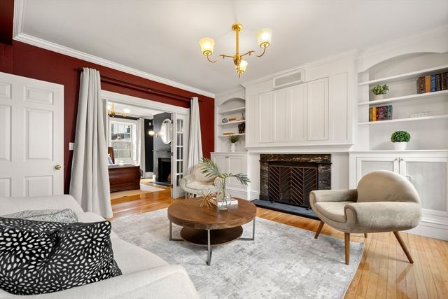 14 Pinckney Street, Boston, MA 02114