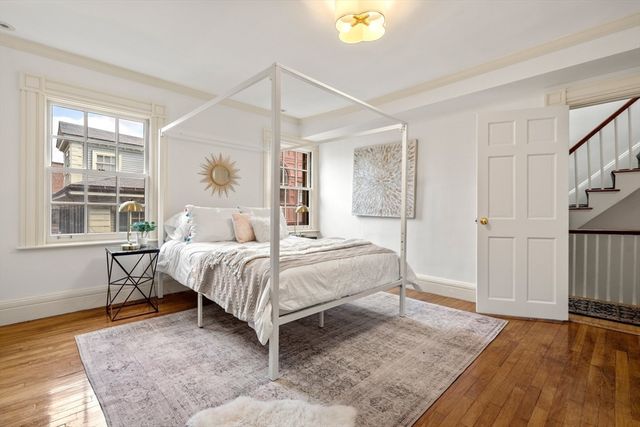 14 Pinckney Street, Boston, MA 02114