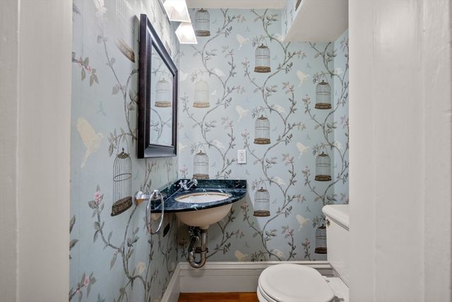 14 Pinckney Street, Boston, MA 02114
