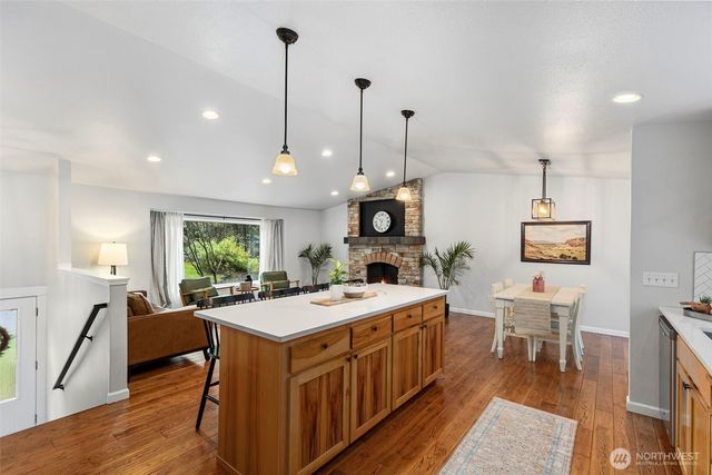 14004 52nd Avenue NW, Gig Harbor, WA 98332