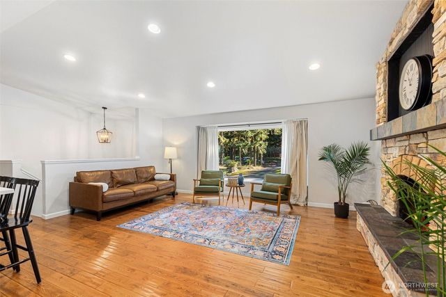 14004 52nd Avenue NW, Gig Harbor, WA 98332