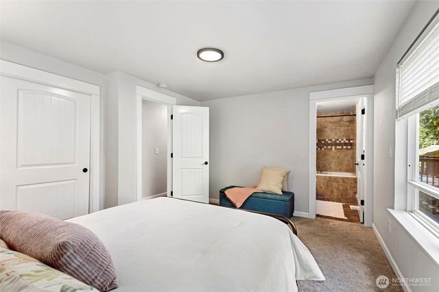 14004 52nd Avenue NW, Gig Harbor, WA 98332