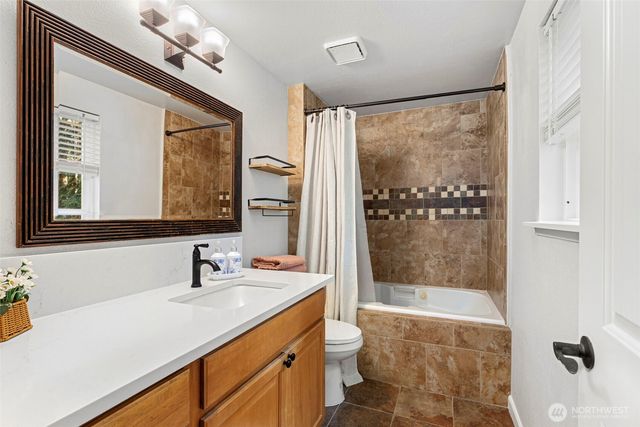 14004 52nd Avenue NW, Gig Harbor, WA 98332