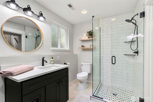 14004 52nd Avenue NW, Gig Harbor, WA 98332