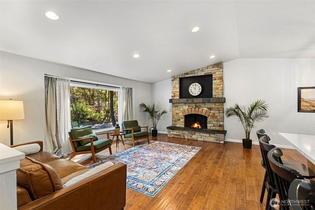 14004 52nd Avenue NW, Gig Harbor, WA 98332