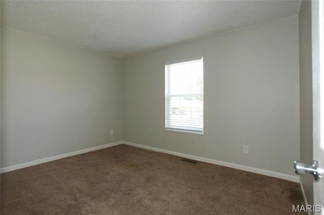 12909 Ox Bow Lane, St Louis, MO 63138