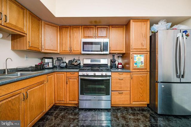 915 N 4TH ST, Reading, PA 19601