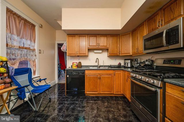 915 N 4TH ST, Reading, PA 19601