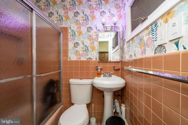 915 N 4TH ST, Reading, PA 19601