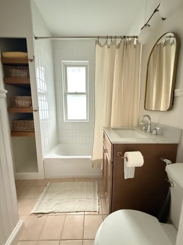30-32 Granville Rd 2, Cambridge, MA 02138