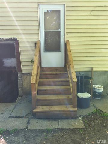 4028 E Grove Street, St Louis, MO 63107