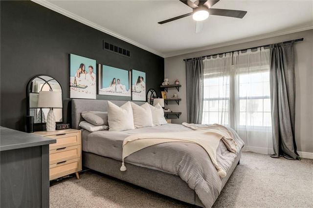 13803 Knipp Street, Bonner Springs, KS 66012