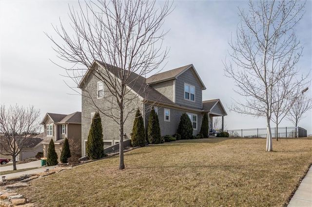 13803 Knipp Street, Bonner Springs, KS 66012