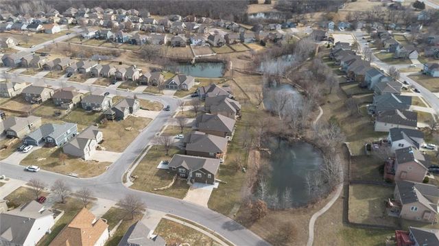 13803 Knipp Street, Bonner Springs, KS 66012