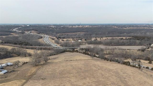 13803 Knipp Street, Bonner Springs, KS 66012