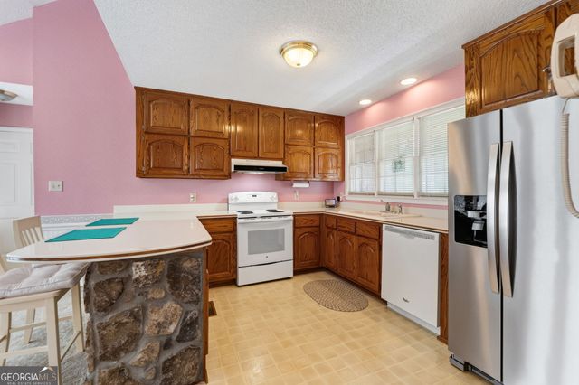 2575 Luella Road, Locust Grove, GA 30248