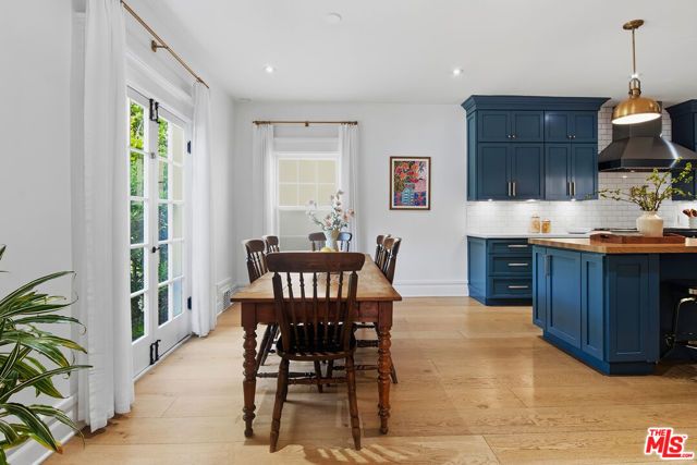 138 N Wilton Place, Los Angeles, CA 90004