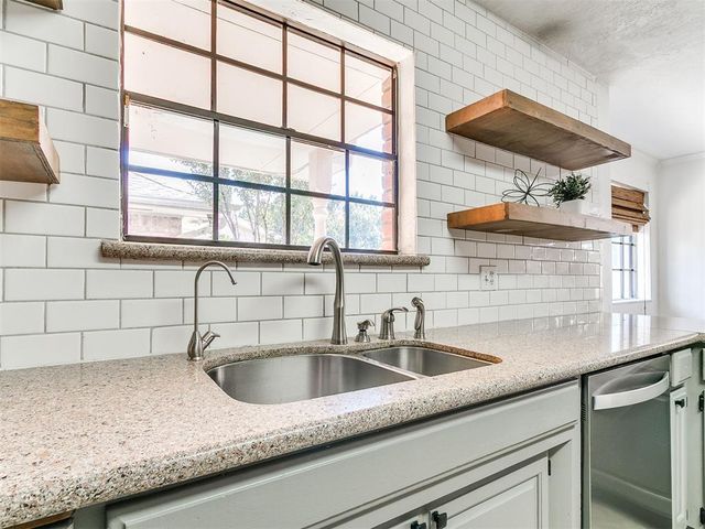 10024 Henderson Drive, Oklahoma City, OK 73139