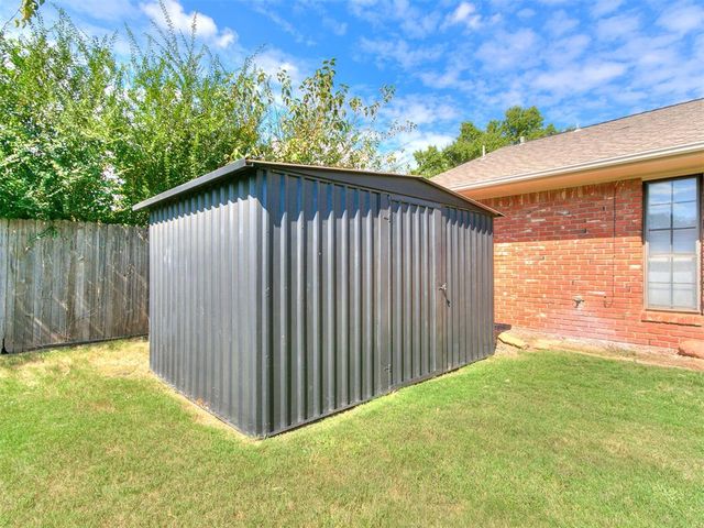 10024 Henderson Drive, Oklahoma City, OK 73139