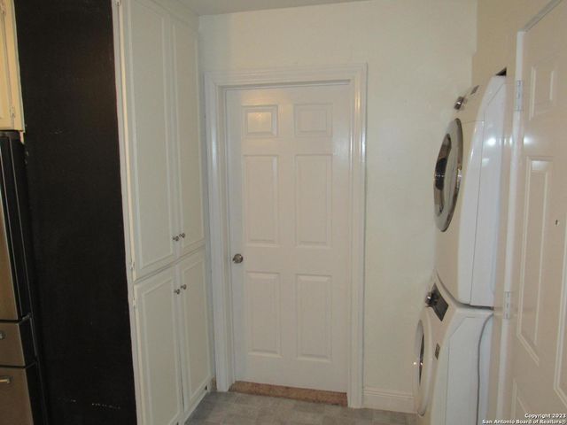 136 HARMON DR, San Antonio, TX 78209
