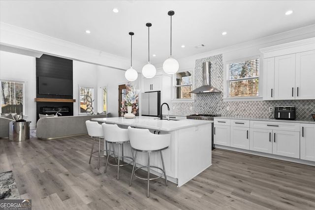 658 Rockbridge Road, Lilburn, GA 30047