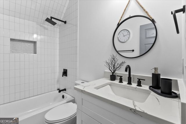 658 Rockbridge Road, Lilburn, GA 30047