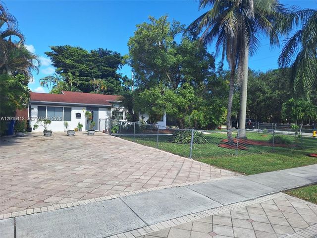 2199 NE 182nd St 0, North Miami Beach, FL 33162