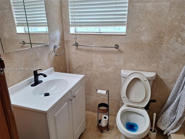 2199 NE 182nd St 0, North Miami Beach, FL 33162
