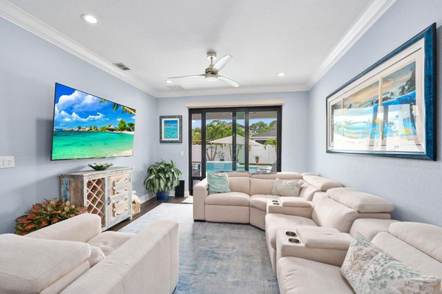 260 SE Via Visconti, Port St Lucie, FL 34952
