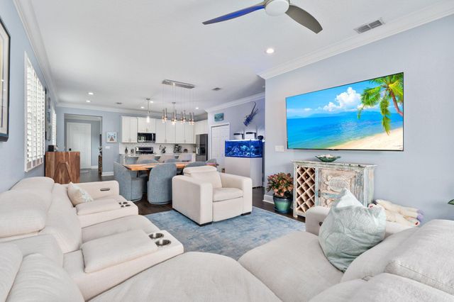 260 SE Via Visconti, Port St Lucie, FL 34952