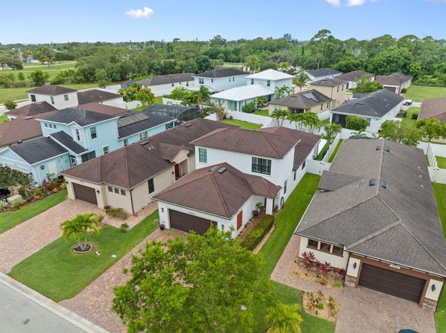 260 SE Via Visconti, Port St Lucie, FL 34952