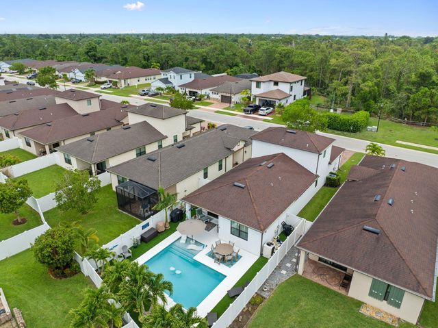 260 SE Via Visconti, Port St Lucie, FL 34952