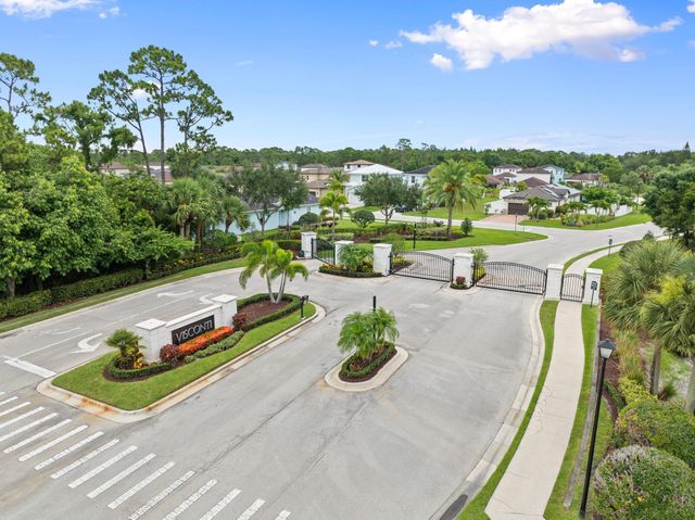 260 SE Via Visconti, Port St Lucie, FL 34952