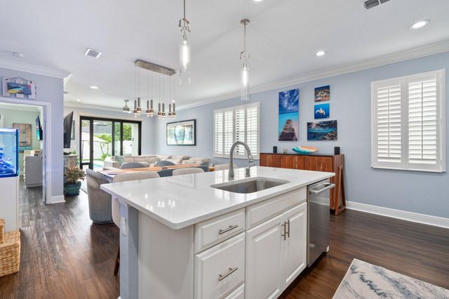 260 SE Via Visconti, Port St Lucie, FL 34952