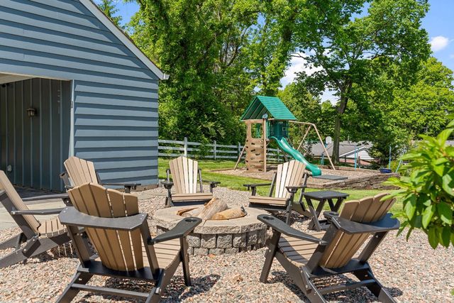 338 Compton Hills Drive, Wyoming, OH 45215