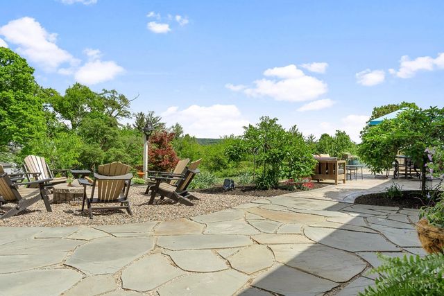 338 Compton Hills Drive, Wyoming, OH 45215